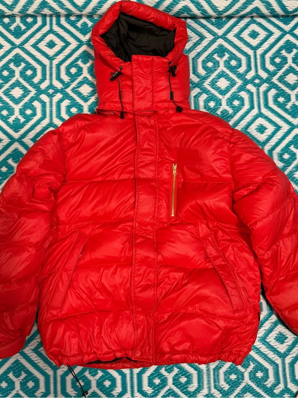 Stussy Men’s Red Hooded Puffer Jacket Insulated Winter Coat